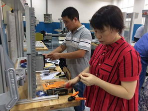 組團隊?wèi)?zhàn)酷暑 提能力出成果——機電科專業(yè)教師參加AHK機電一體化工考試實施培訓(xùn)